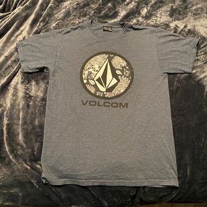 6 Volcom t shirt bundle